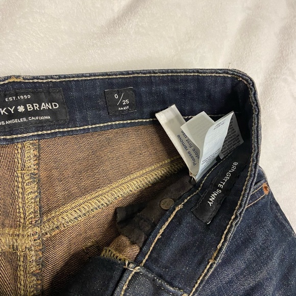 Lucky brand ‘Bridgette’ skinny jeans - Picture 2 of 3